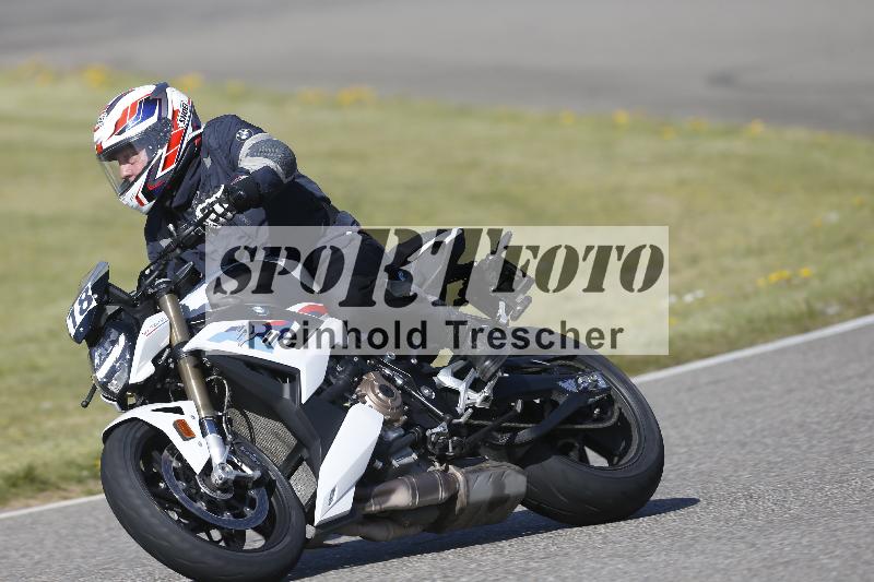 /07 09.04.2026 Cornu Master School ADR/Gruppe gruen/18